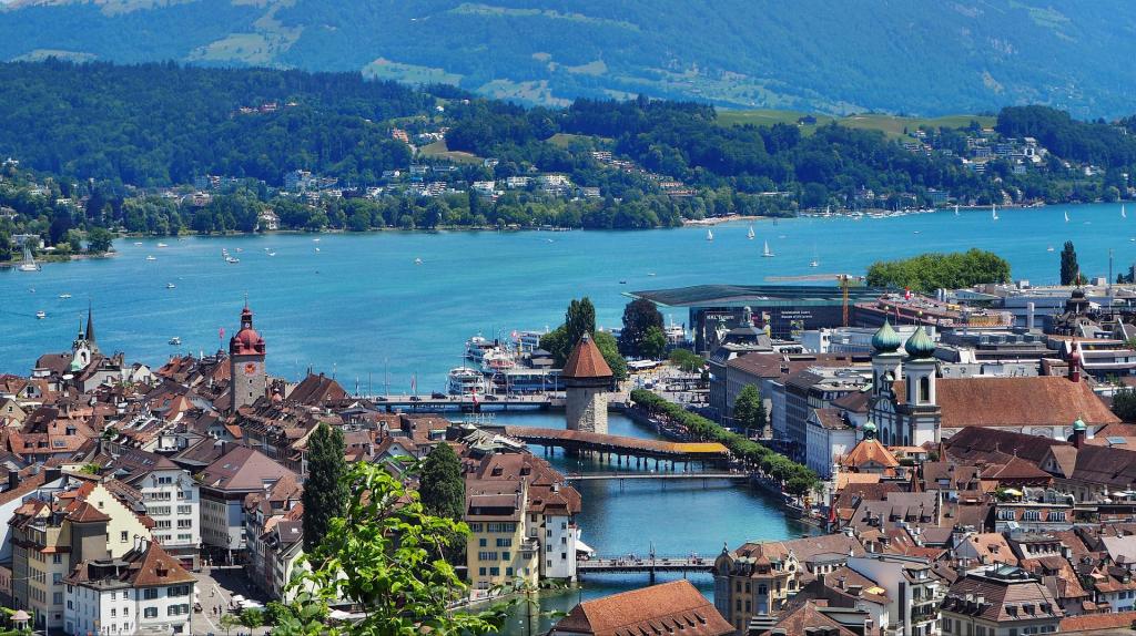 Luzern Schweiz, Lucerne, Lake Lucerne Region, Chapel Bridge