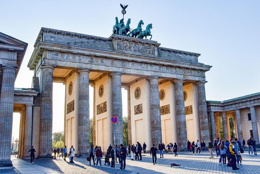 Berlin Deutschland, Brand Front Of The Brandenburg Gate, , Places Of Interest